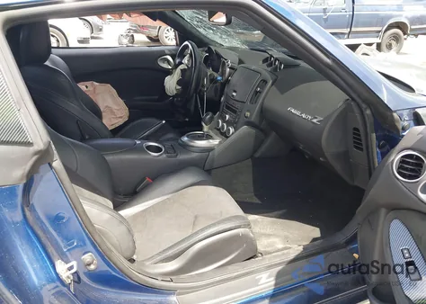 2013 Nissan 370Z Touring z USA, uszkodzony, nr VIN JN1AZ4EH1DM881020